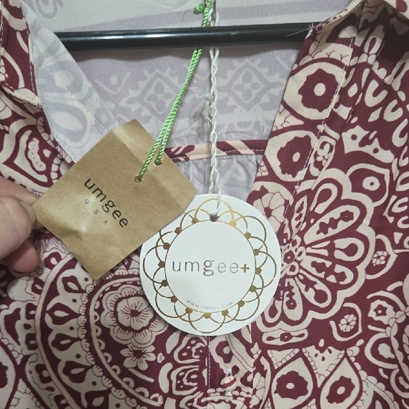 Umgee Burgundy and Cream Patterned Dress - Picture 3 of 5